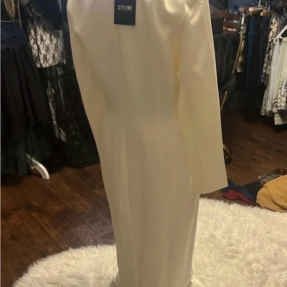 StyleWe long fitted white blazer - Picture 3 of 4